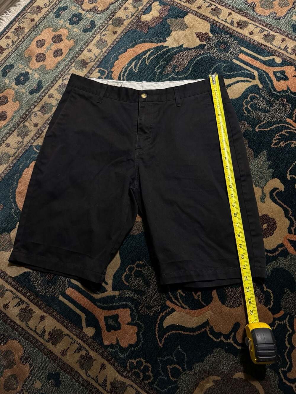 Volcom Corpo Class Men's Black Flat Front Chino Shorts Size 34
